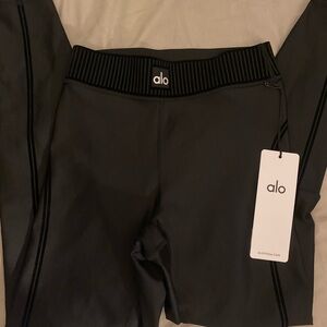 ALO Yoga Airlift Leggings